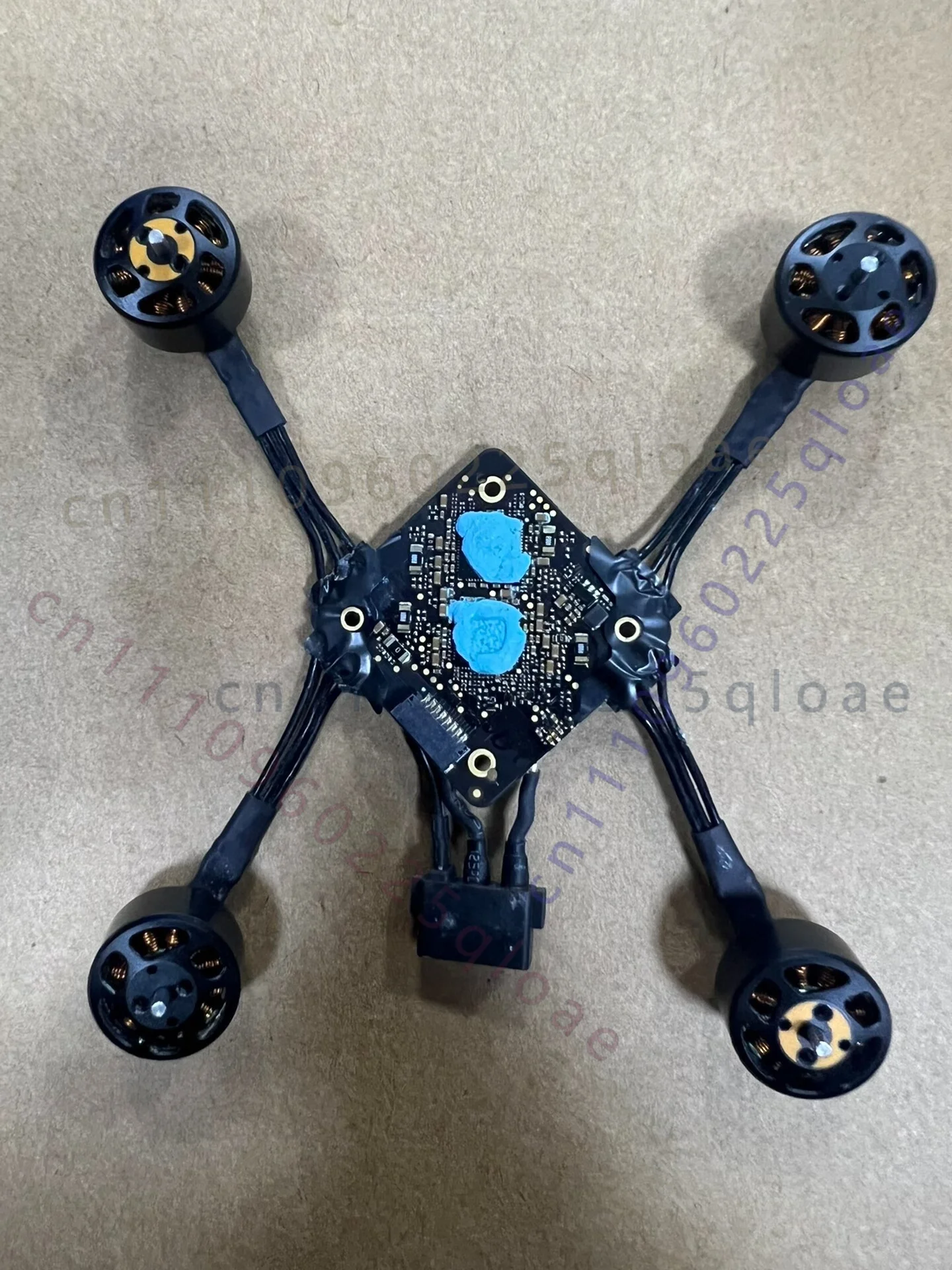 لوحة تحكم إلكترونية أصلية مفكك - مراجعة Drone Kit Professional وسعره